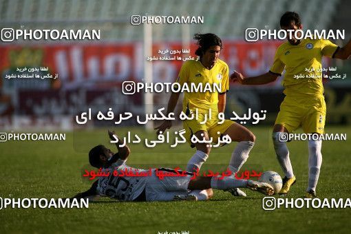 1098954, Tehran, [*parameter:4*], لیگ برتر فوتبال ایران، Persian Gulf Cup، Week 15، First Leg، Naft Tehran 1 v 0 Rah Ahan on 2010/11/12 at Shahid Dastgerdi Stadium