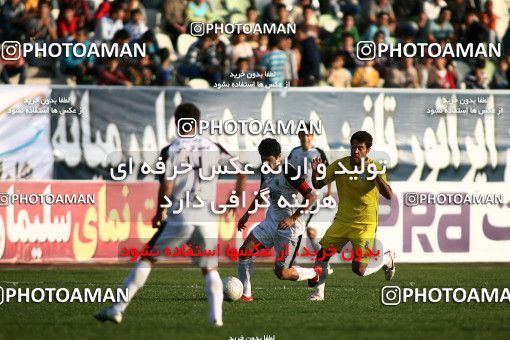 1098916, Tehran, [*parameter:4*], لیگ برتر فوتبال ایران، Persian Gulf Cup، Week 15، First Leg، Naft Tehran 1 v 0 Rah Ahan on 2010/11/12 at Shahid Dastgerdi Stadium