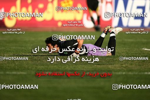 1099065, Tehran, [*parameter:4*], لیگ برتر فوتبال ایران، Persian Gulf Cup، Week 15، First Leg، Naft Tehran 1 v 0 Rah Ahan on 2010/11/12 at Shahid Dastgerdi Stadium