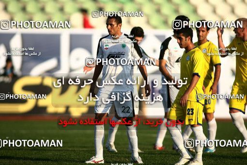 1099014, Tehran, [*parameter:4*], لیگ برتر فوتبال ایران، Persian Gulf Cup، Week 15، First Leg، Naft Tehran 1 v 0 Rah Ahan on 2010/11/12 at Shahid Dastgerdi Stadium