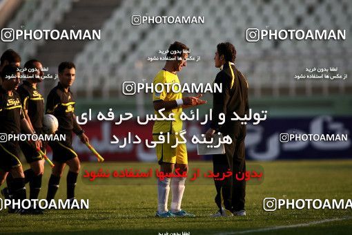 1099047, لیگ برتر فوتبال ایران، Persian Gulf Cup، Week 15، First Leg، 2010/11/12، Tehran، Shahid Dastgerdi Stadium، Naft Tehran 1 - 0 Rah Ahan