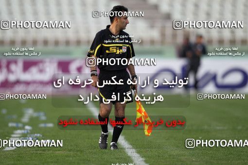 1100488, لیگ برتر فوتبال ایران، Persian Gulf Cup، Week 15، First Leg، 2010/11/12، Tehran، Shahid Dastgerdi Stadium، Naft Tehran 1 - 0 Rah Ahan