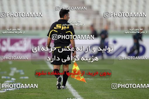 1100609, لیگ برتر فوتبال ایران، Persian Gulf Cup، Week 15، First Leg، 2010/11/12، Tehran، Shahid Dastgerdi Stadium، Naft Tehran 1 - 0 Rah Ahan