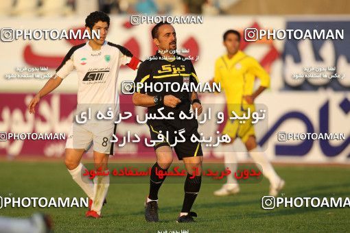 1100556, Tehran, [*parameter:4*], لیگ برتر فوتبال ایران، Persian Gulf Cup، Week 15، First Leg، Naft Tehran 1 v 0 Rah Ahan on 2010/11/12 at Shahid Dastgerdi Stadium