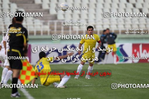 1100562, Tehran, [*parameter:4*], لیگ برتر فوتبال ایران، Persian Gulf Cup، Week 15، First Leg، Naft Tehran 1 v 0 Rah Ahan on 2010/11/12 at Shahid Dastgerdi Stadium