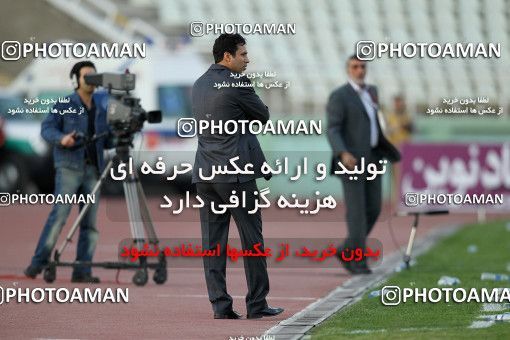 1100560, Tehran, [*parameter:4*], لیگ برتر فوتبال ایران، Persian Gulf Cup، Week 15، First Leg، Naft Tehran 1 v 0 Rah Ahan on 2010/11/12 at Shahid Dastgerdi Stadium