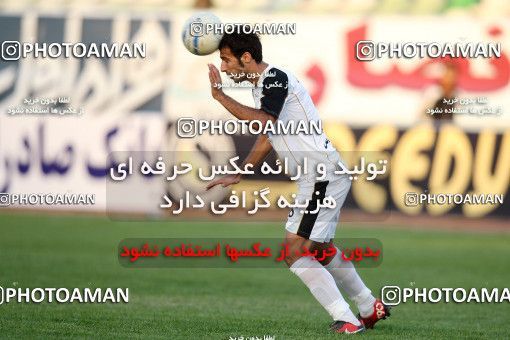 1100561, Tehran, [*parameter:4*], لیگ برتر فوتبال ایران، Persian Gulf Cup، Week 15، First Leg، Naft Tehran 1 v 0 Rah Ahan on 2010/11/12 at Shahid Dastgerdi Stadium