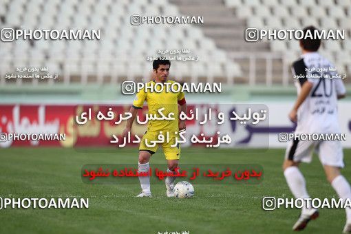 1100372, Tehran, [*parameter:4*], لیگ برتر فوتبال ایران، Persian Gulf Cup، Week 15، First Leg، Naft Tehran 1 v 0 Rah Ahan on 2010/11/12 at Shahid Dastgerdi Stadium