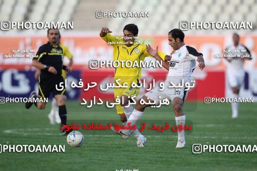 1100482, Tehran, [*parameter:4*], لیگ برتر فوتبال ایران، Persian Gulf Cup، Week 15، First Leg، Naft Tehran 1 v 0 Rah Ahan on 2010/11/12 at Shahid Dastgerdi Stadium