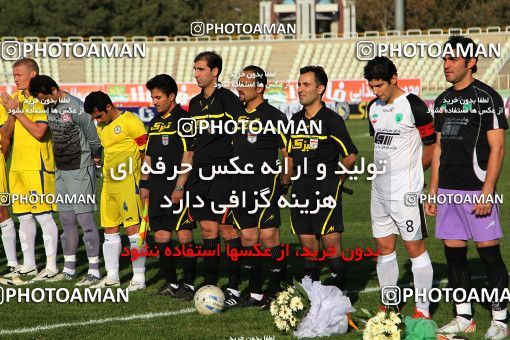1100379, لیگ برتر فوتبال ایران، Persian Gulf Cup، Week 15، First Leg، 2010/11/12، Tehran، Shahid Dastgerdi Stadium، Naft Tehran 1 - 0 Rah Ahan