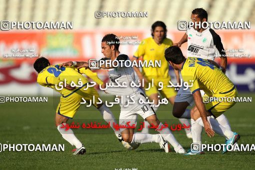 1100419, Tehran, [*parameter:4*], لیگ برتر فوتبال ایران، Persian Gulf Cup، Week 15، First Leg، Naft Tehran 1 v 0 Rah Ahan on 2010/11/12 at Shahid Dastgerdi Stadium