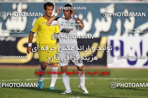 1100435, Tehran, [*parameter:4*], لیگ برتر فوتبال ایران، Persian Gulf Cup، Week 15، First Leg، Naft Tehran 1 v 0 Rah Ahan on 2010/11/12 at Shahid Dastgerdi Stadium