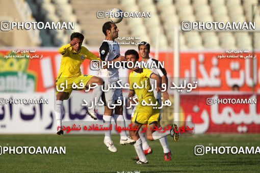 1100539, Tehran, [*parameter:4*], لیگ برتر فوتبال ایران، Persian Gulf Cup، Week 15، First Leg، Naft Tehran 1 v 0 Rah Ahan on 2010/11/12 at Shahid Dastgerdi Stadium