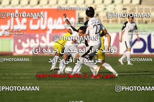 1100532, Tehran, [*parameter:4*], لیگ برتر فوتبال ایران، Persian Gulf Cup، Week 15، First Leg، Naft Tehran 1 v 0 Rah Ahan on 2010/11/12 at Shahid Dastgerdi Stadium