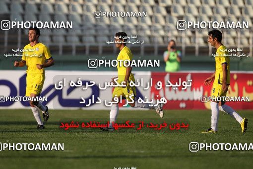 1100584, Tehran, [*parameter:4*], لیگ برتر فوتبال ایران، Persian Gulf Cup، Week 15، First Leg، Naft Tehran 1 v 0 Rah Ahan on 2010/11/12 at Shahid Dastgerdi Stadium