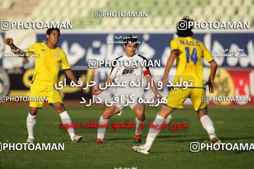 1100422, Tehran, [*parameter:4*], لیگ برتر فوتبال ایران، Persian Gulf Cup، Week 15، First Leg، Naft Tehran 1 v 0 Rah Ahan on 2010/11/12 at Shahid Dastgerdi Stadium