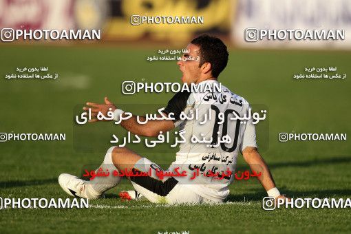 1100453, Tehran, [*parameter:4*], لیگ برتر فوتبال ایران، Persian Gulf Cup، Week 15، First Leg، Naft Tehran 1 v 0 Rah Ahan on 2010/11/12 at Shahid Dastgerdi Stadium