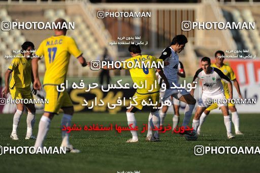 1099201, Tehran, [*parameter:4*], لیگ برتر فوتبال ایران، Persian Gulf Cup، Week 15، First Leg، Naft Tehran 1 v 0 Rah Ahan on 2010/11/12 at Shahid Dastgerdi Stadium