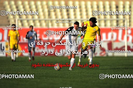 1099124, Tehran, [*parameter:4*], لیگ برتر فوتبال ایران، Persian Gulf Cup، Week 15، First Leg، Naft Tehran 1 v 0 Rah Ahan on 2010/11/12 at Shahid Dastgerdi Stadium