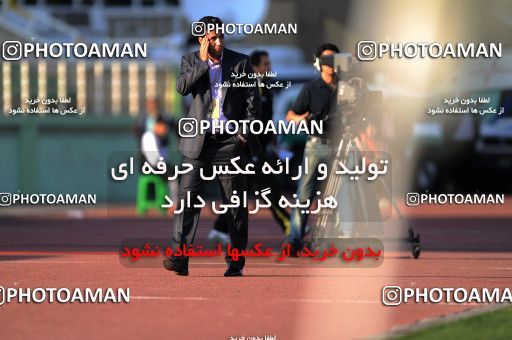 1099165, Tehran, [*parameter:4*], لیگ برتر فوتبال ایران، Persian Gulf Cup، Week 15، First Leg، Naft Tehran 1 v 0 Rah Ahan on 2010/11/12 at Shahid Dastgerdi Stadium