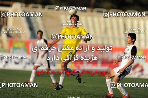 1099133, Tehran, [*parameter:4*], لیگ برتر فوتبال ایران، Persian Gulf Cup، Week 15، First Leg، Naft Tehran 1 v 0 Rah Ahan on 2010/11/12 at Shahid Dastgerdi Stadium