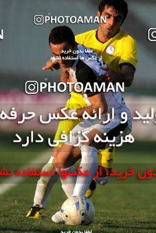 1099153, Tehran, [*parameter:4*], لیگ برتر فوتبال ایران، Persian Gulf Cup، Week 15، First Leg، Naft Tehran 1 v 0 Rah Ahan on 2010/11/12 at Shahid Dastgerdi Stadium