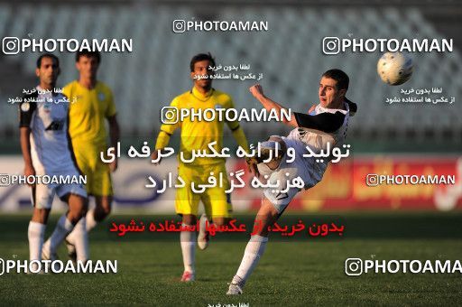 1099131, Tehran, [*parameter:4*], لیگ برتر فوتبال ایران، Persian Gulf Cup، Week 15، First Leg، Naft Tehran 1 v 0 Rah Ahan on 2010/11/12 at Shahid Dastgerdi Stadium