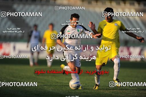 1099183, Tehran, [*parameter:4*], لیگ برتر فوتبال ایران، Persian Gulf Cup، Week 15، First Leg، Naft Tehran 1 v 0 Rah Ahan on 2010/11/12 at Shahid Dastgerdi Stadium