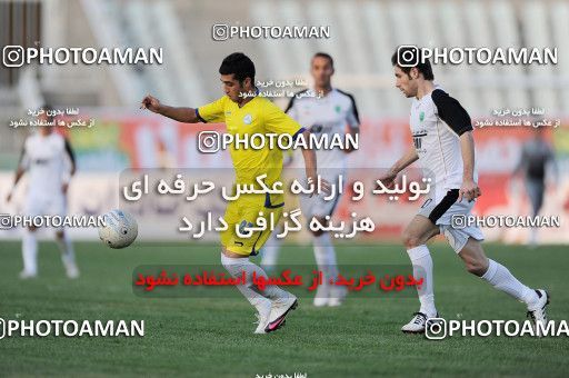 1099156, Tehran, [*parameter:4*], لیگ برتر فوتبال ایران، Persian Gulf Cup، Week 15، First Leg، Naft Tehran 1 v 0 Rah Ahan on 2010/11/12 at Shahid Dastgerdi Stadium
