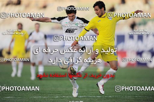 1099147, Tehran, [*parameter:4*], لیگ برتر فوتبال ایران، Persian Gulf Cup، Week 15، First Leg، Naft Tehran 1 v 0 Rah Ahan on 2010/11/12 at Shahid Dastgerdi Stadium