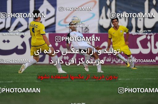 1099172, Tehran, [*parameter:4*], لیگ برتر فوتبال ایران، Persian Gulf Cup، Week 15، First Leg، Naft Tehran 1 v 0 Rah Ahan on 2010/11/12 at Shahid Dastgerdi Stadium
