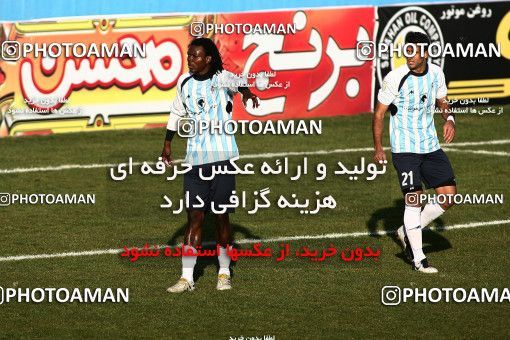 1101524, Tehran, [*parameter:4*], لیگ برتر فوتبال ایران، Persian Gulf Cup، Week 16، First Leg، Rah Ahan 0 v 0 Paykan on 2010/11/29 at Ekbatan Stadium
