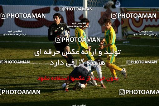 1101572, Tehran, [*parameter:4*], لیگ برتر فوتبال ایران، Persian Gulf Cup، Week 16، First Leg، Rah Ahan 0 v 0 Paykan on 2010/11/29 at Ekbatan Stadium