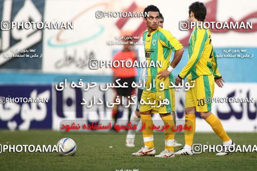 1101521, Tehran, [*parameter:4*], لیگ برتر فوتبال ایران، Persian Gulf Cup، Week 16، First Leg، Rah Ahan 0 v 0 Paykan on 2010/11/29 at Ekbatan Stadium