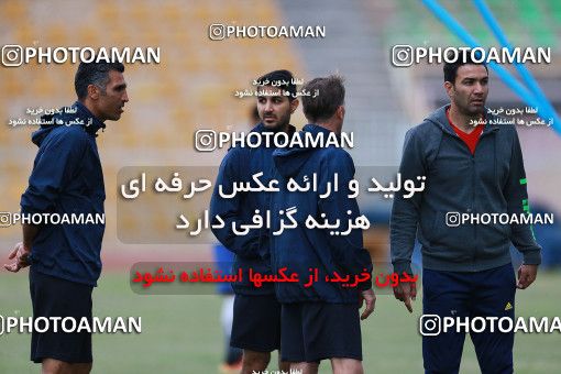 1102233, Ahvaz, Iran, Nassaji Qaemshahr Football Team Training Session on 2018/04/16 at Takhti Stadium Ahvaz