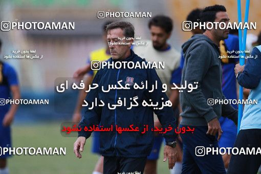 1102299, Ahvaz, Iran, Nassaji Qaemshahr Football Team Training Session on 2018/04/16 at Takhti Stadium Ahvaz