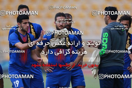 1102387, Ahvaz, Iran, Nassaji Qaemshahr Football Team Training Session on 2018/04/16 at Takhti Stadium Ahvaz