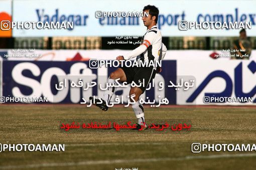 1108316, Qom, Iran, Iran Pro League، Persian Gulf Cup، 2010-11 season، First Leg، Week 17، Saba Qom ۱ v ۰ Malvan Bandar Anzali on 2010/12/03 at Yadegar-e Emam Stadium Qom