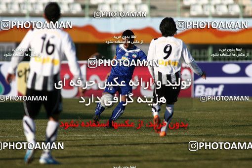 1108556, Qom, Iran, لیگ برتر فوتبال ایران، Persian Gulf Cup، Week 17، First Leg، Saba Qom 1 v 0 Malvan Bandar Anzali on 2010/12/03 at Yadegar-e Emam Stadium Qom
