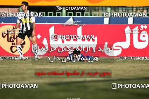 1108632, Qom, Iran, لیگ برتر فوتبال ایران، Persian Gulf Cup، Week 17، First Leg، Saba Qom 1 v 0 Malvan Bandar Anzali on 2010/12/03 at Yadegar-e Emam Stadium Qom