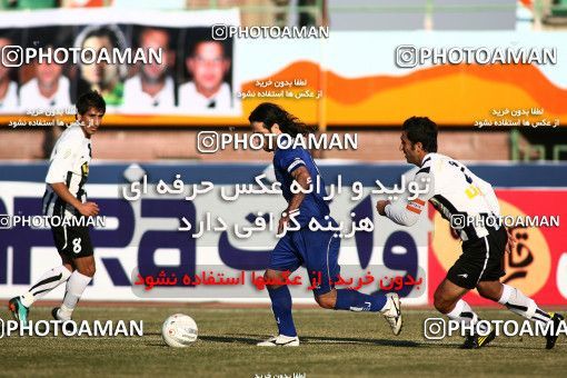1108413, Qom, Iran, لیگ برتر فوتبال ایران، Persian Gulf Cup، Week 17، First Leg، Saba Qom 1 v 0 Malvan Bandar Anzali on 2010/12/03 at Yadegar-e Emam Stadium Qom