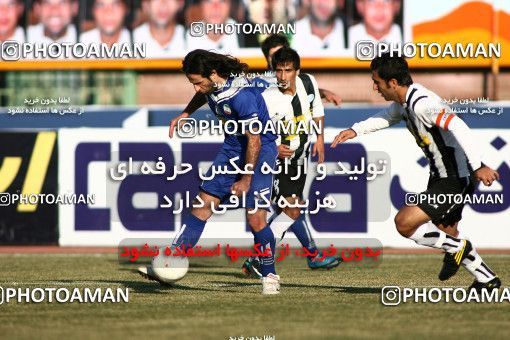 1108352, Qom, Iran, لیگ برتر فوتبال ایران، Persian Gulf Cup، Week 17، First Leg، Saba Qom 1 v 0 Malvan Bandar Anzali on 2010/12/03 at Yadegar-e Emam Stadium Qom