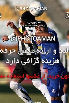 1108657, Qom, Iran, لیگ برتر فوتبال ایران، Persian Gulf Cup، Week 17، First Leg، Saba Qom 1 v 0 Malvan Bandar Anzali on 2010/12/03 at Yadegar-e Emam Stadium Qom