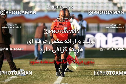 1108625, Qom, Iran, لیگ برتر فوتبال ایران، Persian Gulf Cup، Week 17، First Leg، Saba Qom 1 v 0 Malvan Bandar Anzali on 2010/12/03 at Yadegar-e Emam Stadium Qom