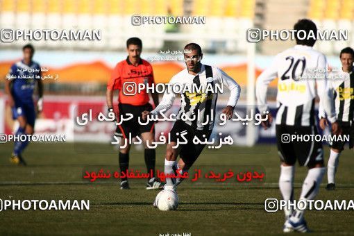 1108423, Qom, Iran, لیگ برتر فوتبال ایران، Persian Gulf Cup، Week 17، First Leg، Saba Qom 1 v 0 Malvan Bandar Anzali on 2010/12/03 at Yadegar-e Emam Stadium Qom