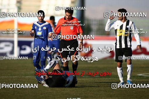 1108426, Qom, Iran, لیگ برتر فوتبال ایران، Persian Gulf Cup، Week 17، First Leg، Saba Qom 1 v 0 Malvan Bandar Anzali on 2010/12/03 at Yadegar-e Emam Stadium Qom