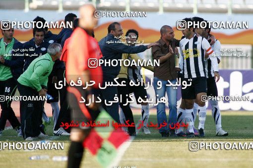 1108565, Qom, Iran, لیگ برتر فوتبال ایران، Persian Gulf Cup، Week 17، First Leg، Saba Qom 1 v 0 Malvan Bandar Anzali on 2010/12/03 at Yadegar-e Emam Stadium Qom