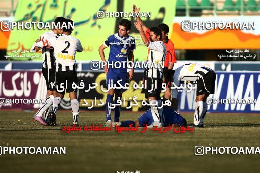 1108336, Qom, Iran, لیگ برتر فوتبال ایران، Persian Gulf Cup، Week 17، First Leg، Saba Qom 1 v 0 Malvan Bandar Anzali on 2010/12/03 at Yadegar-e Emam Stadium Qom