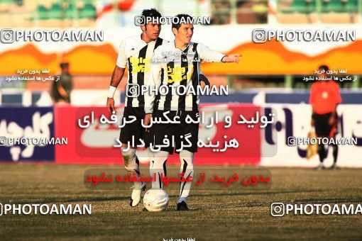 1108593, Qom, Iran, لیگ برتر فوتبال ایران، Persian Gulf Cup، Week 17، First Leg، Saba Qom 1 v 0 Malvan Bandar Anzali on 2010/12/03 at Yadegar-e Emam Stadium Qom