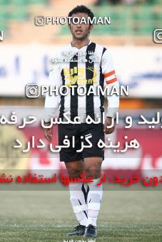 1108334, Qom, Iran, Iran Pro League، Persian Gulf Cup، 2010-11 season، First Leg، Week 17، Saba Qom ۱ v ۰ Malvan Bandar Anzali on 2010/12/03 at Yadegar-e Emam Stadium Qom